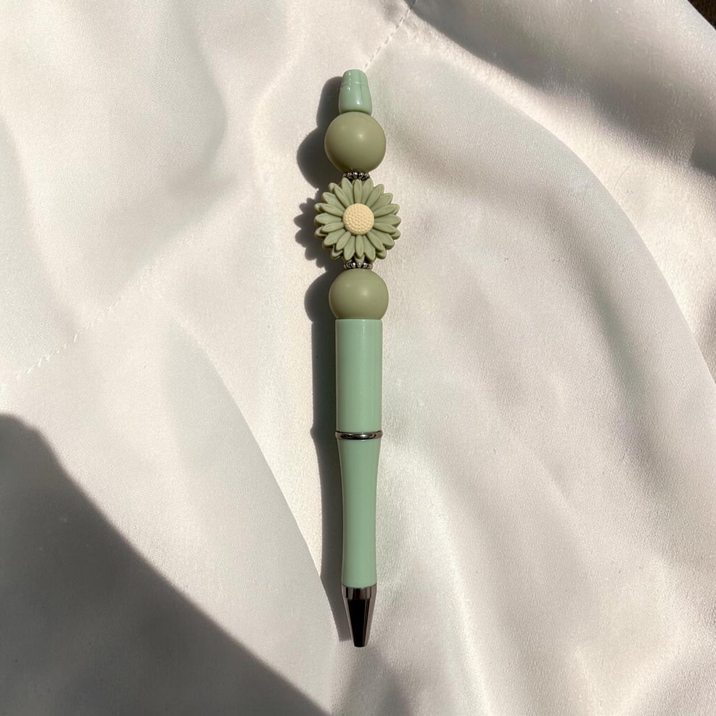 Sage Daisy Beaded Pen