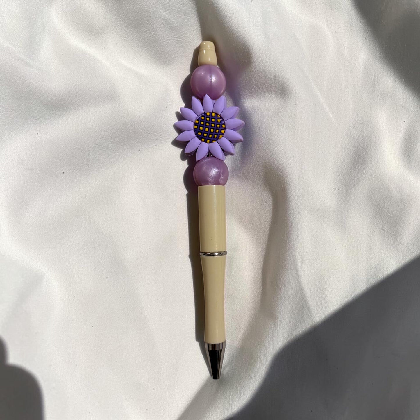 Purple Daisy Beaded Pen